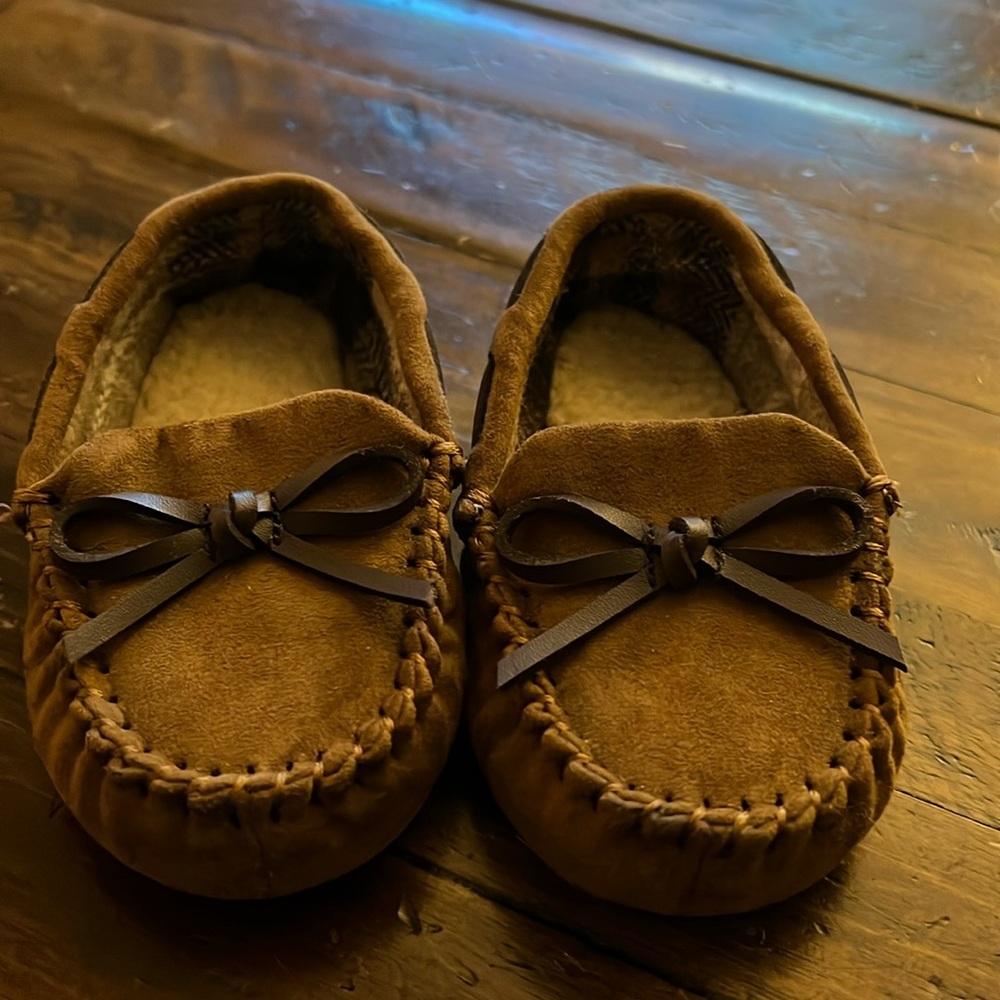 Size 5 Barely Worn Baby Moccasin Slippers